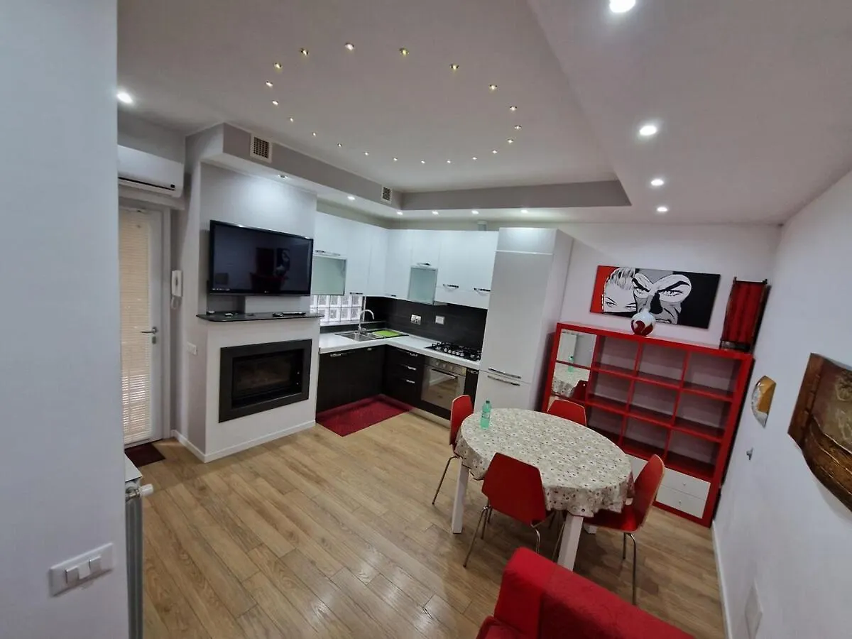 La Casa Di Max Apartment Rome
